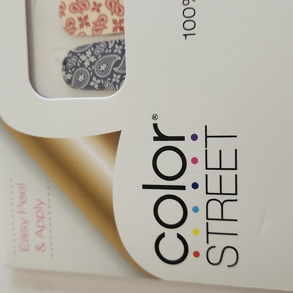 New In package Color Street Going Bandanas Hard to Find Patriotic Nail Strips - Picture 3 of 5